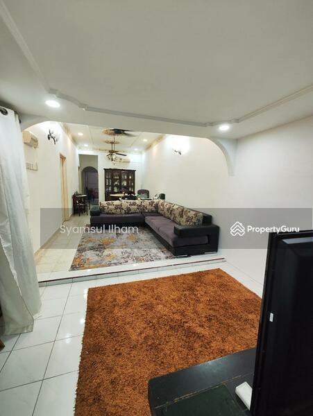 For Sale - 20x80 , Extended unit at taman mawar taman kinrara puchong
